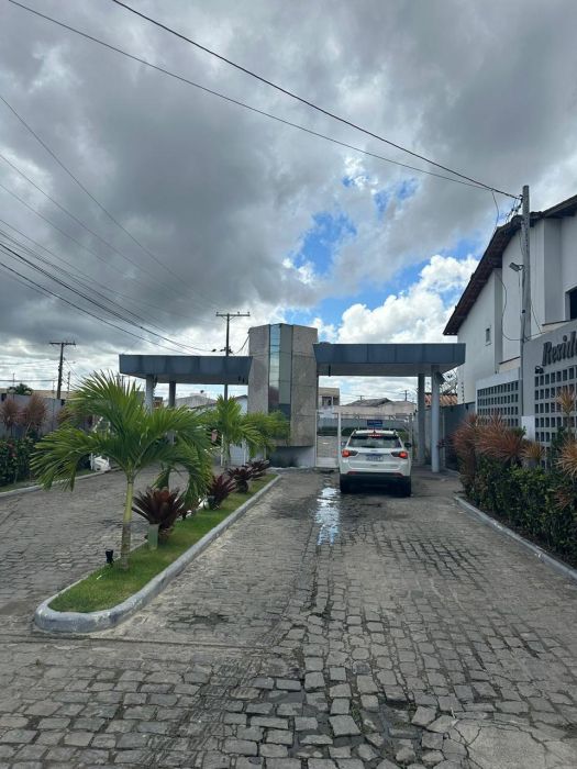 Casa em Condomínio - Venda - Fraga Maia - Feira de Santana - BA