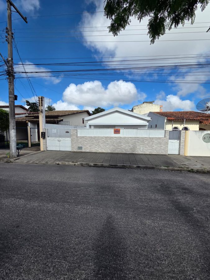 Casa - Aluguel - Bras�lia - Feira de Santana - BA