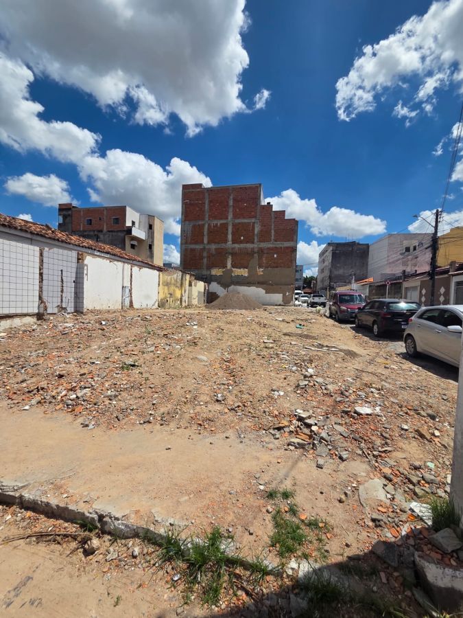 Terreno - Venda - Pedra do Descanso - Feira de Santana - BA