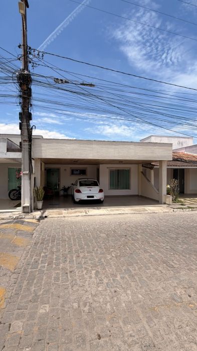 Casa em Condomínio - Venda - Parque Ipê - Feira de Santana - BA