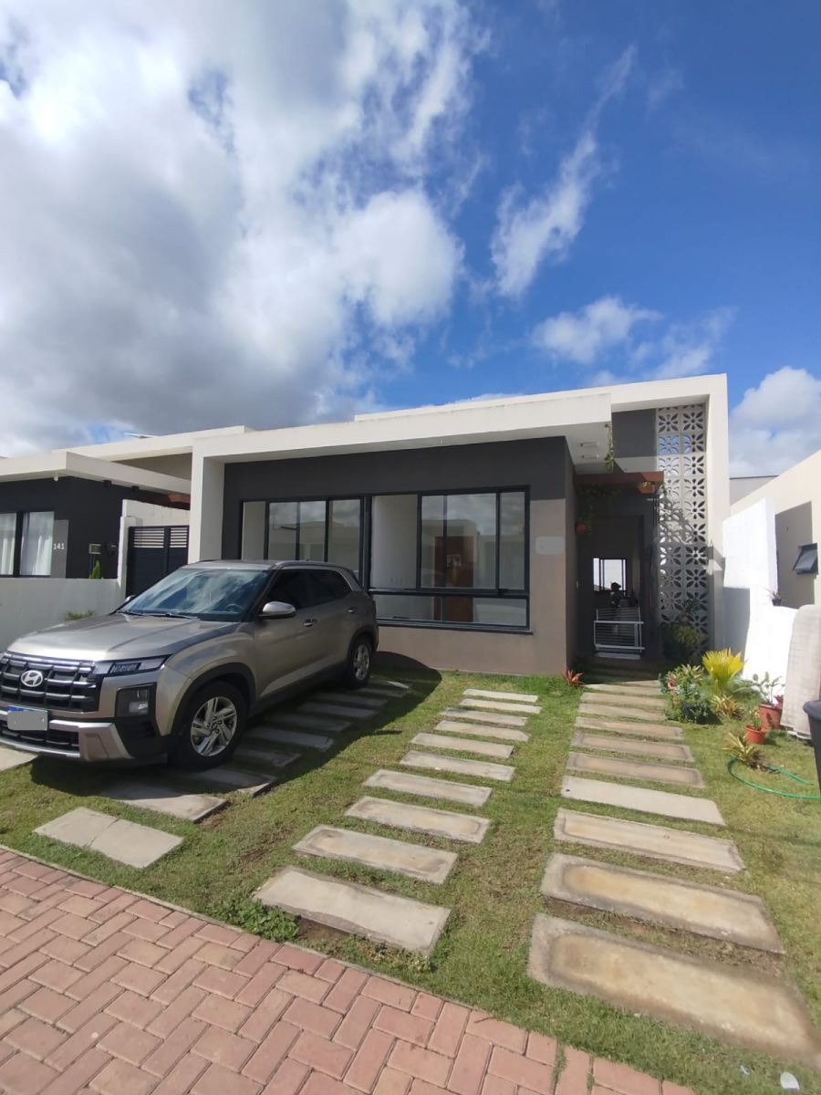 Casa em Condomínio - Aluguel - Sim - Feira de Santana - BA