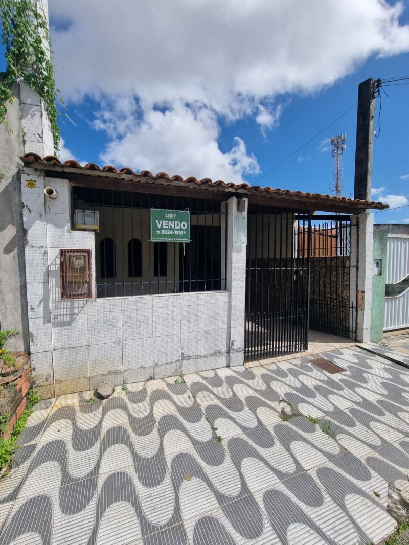 Casa - Venda - Parque Getúlio Vargas - Feira de Santana - BA